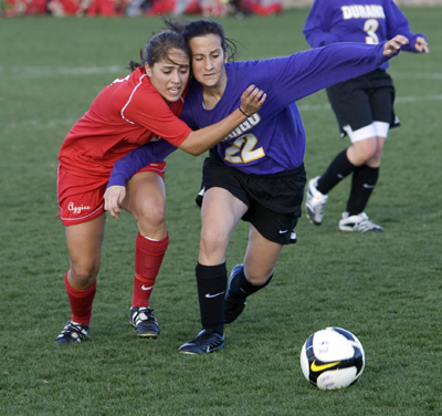 Girls soccer 030409