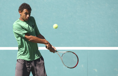 Palo Verde high school’s Trevor Johnson competes against Max Novak of Centennial high ...