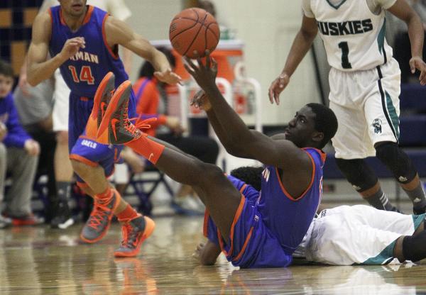 Gorman’s Obim Okeke (11) grabs a loose ball against Sheldon (Calif.) on Thursday durin ...