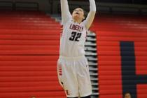 Liberty’s Jazmin O’Bannon goes in for a layup on Monday against Green Valley. O& ...