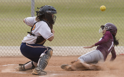 PREPS-SOFTBALL-APR15 1 0414