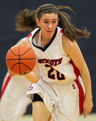 PREPSGIRLSHOOPS_122112CS_00.4