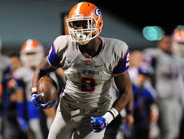 Bishop Gorman wide receiver Austin Arnold scores a touchdown against Sierra Vista in the fir ...