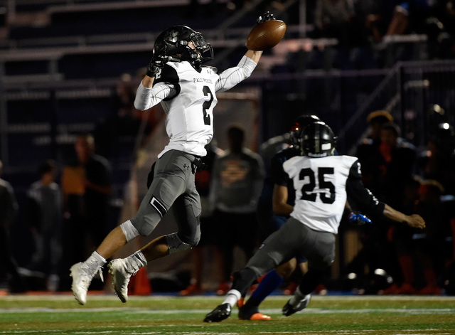 Pale Verde’s Jonathan Schofield (2) makes a one-handed catch against Bishop Gorman dur ...