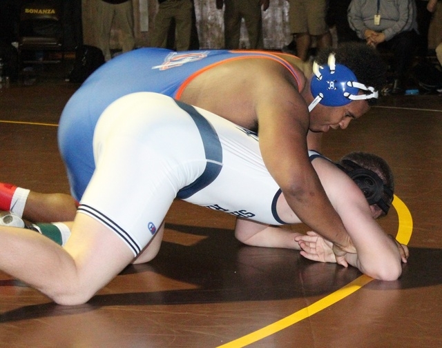 Bishop Gorman’s Jackson Perry, top, works against Shadow Ridge’s Jarrit Leonard ...