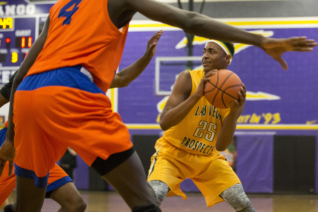 Las Vegas Prospects’ Charles O’Bannon Jr. (25) looks for a pass against Dream Vi ...