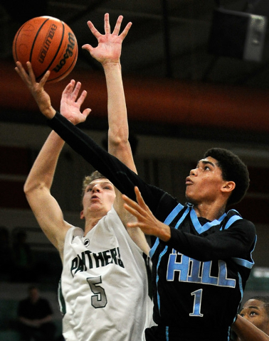 Foothill’s Kevin Woodland (1) shoots against Palo Verde’s Grant Dressler during ...