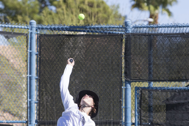 Palo Verdeճ Sam Soderbergh plays against Desert Oasis sophomore Josh Sharman in the Cl ...