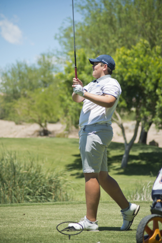 Coronado’s Dylan Fritz tees off during the Division I state boys golf tournament at th ...