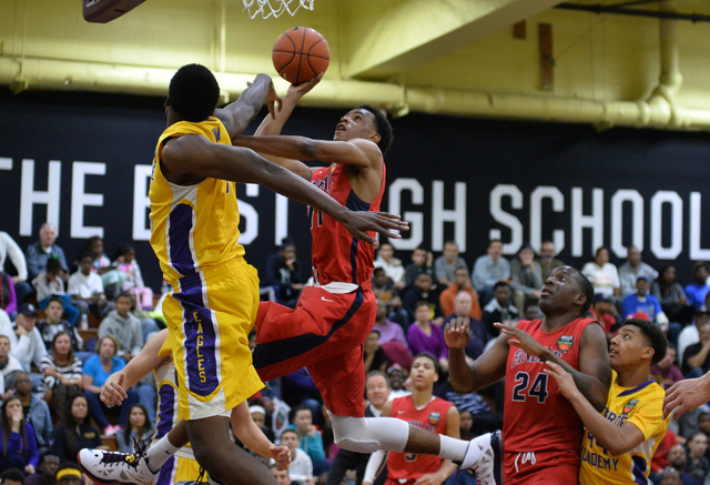 Findlay Prep Pilots sophomore O’Shae Brissett (22) takes a shot during the second roun ...