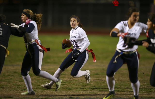 Coronado’s Trinity Rhoades (11) runs the ball during the Class 4A state championship f ...