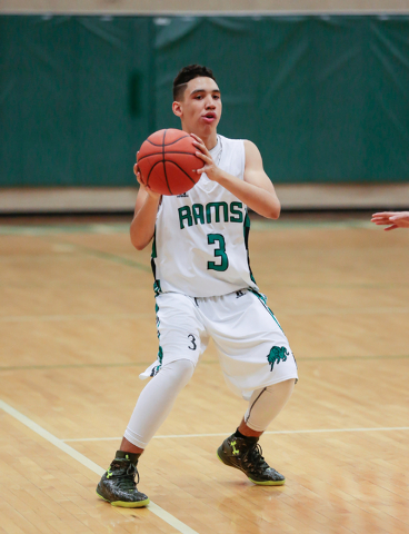 Rancho High School’s Chrys Jackson (3) stops and looks for an open teammate against Gr ...