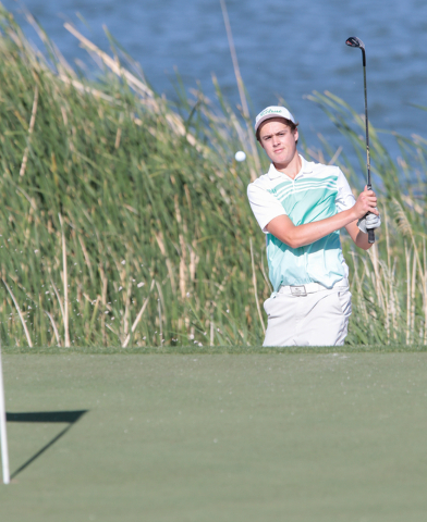 Palo Verde High School’s Jack Trent, Hits his ball out of a rough spot during final ro ...