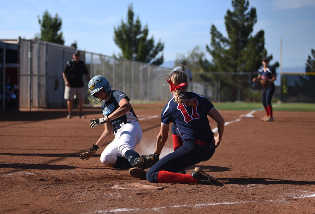 Coronado’s Sarah Pinkston (17) tags out Foothill’s Sarah Pinkston (12) at home p ...