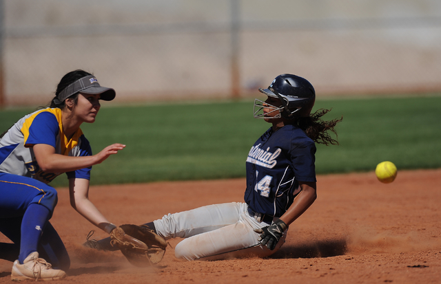 Centennial base runner Kiana Tate steals second base Brawley (Calif.) shortstop Hannah Rodri ...