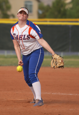 Bishop Gorman’s Samantha Stanfill pitches during a softball game against Durango at Du ...