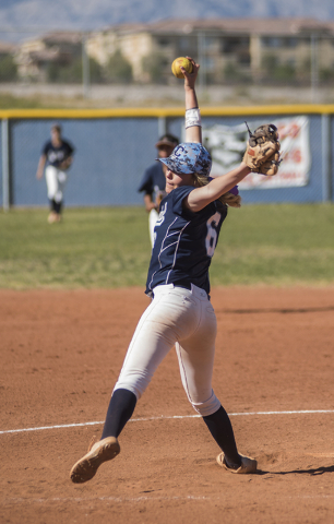 Centennial’s Cheyenne Cudahy (6) pitches to Arbor View during their softball game play ...