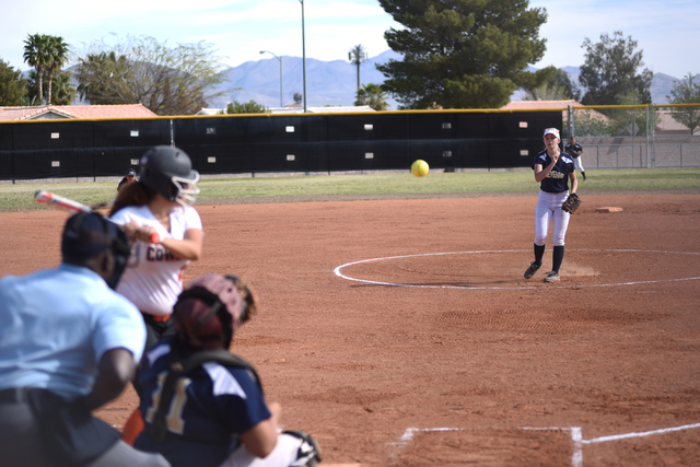 Cheyenne’s Kaitlyn Dutton (00) pitches during Saturday’s home game against Chapa ...