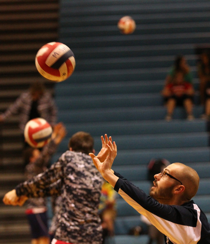 Coronado senior Michael Tatalovich, a cancer survivor, warms up before the team takes on Foo ...