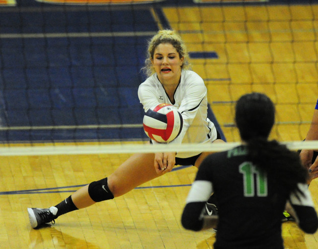 Sierra Vista’s Lexy Nassiri digs the ball against Palo Verde during their prep volleyb ...