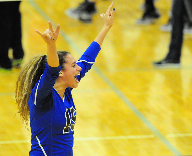 Sierra Vista’s Shantalle Demirjian celebrates a point against Palo Verde during their ...