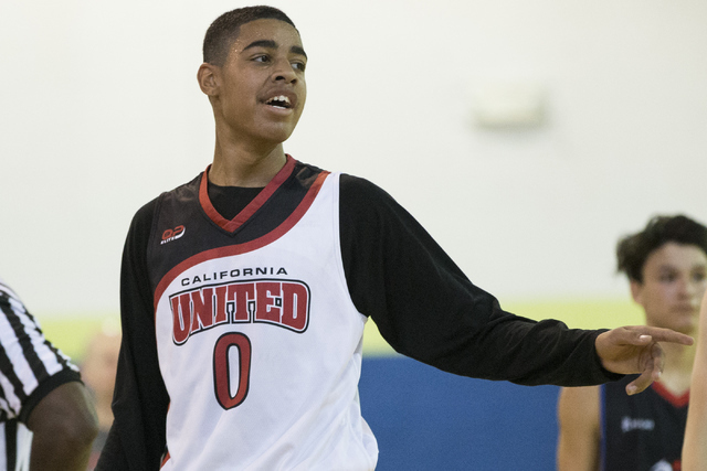 California United’s Julian Strawther (0) walk to the bench during a Bigfoot Hoops bask ...