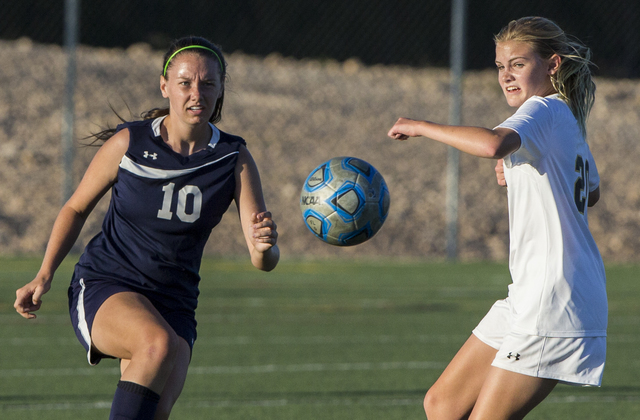 Centennial’s Ashton Benson (10) sprints to a loose ball with Faith Lutheran’s Am ...