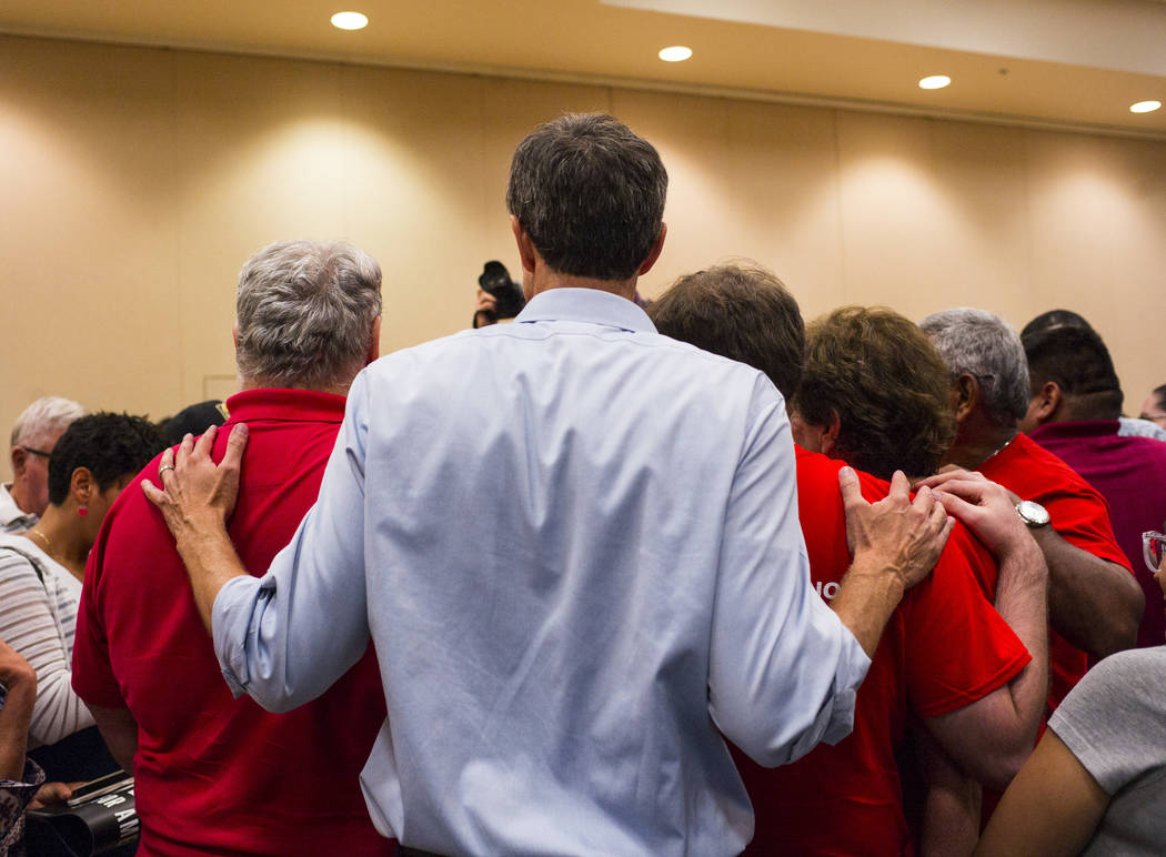 Democratic presidential candidate and former Texas congressman Beto O'Rourke poses for a pictur ...