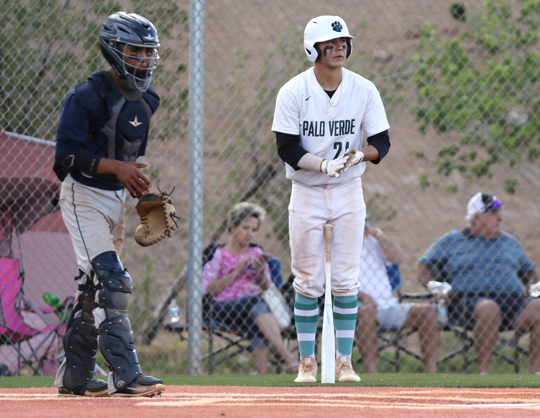 Palo Verde High School's Josiah Cromwick, right, who played on the Mountain Ridge team during t ...