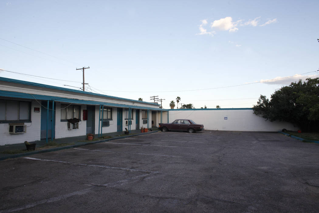 The Safari Motel at 2001 Fremont St., in Las Vegas, April 18, 2017. (Rachel Aston/Las Vegas Re ...