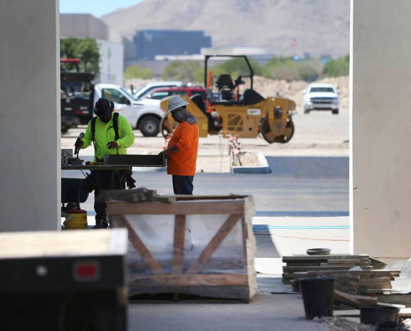 Construction at the St. Rose Square retail center in Henderson, Wednesday, Aug. 21, 2019. (Erik ...