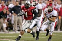 UNLV's Frank Summers breaks free from the Utah defense for a long run during the Rebels' 27-0 s ...