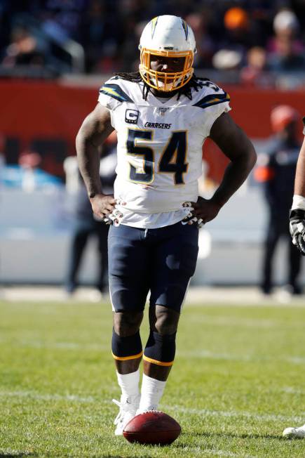 Los Angeles Chargers defensive end Melvin Ingram (54) lines up against the Chicago Bears during ...