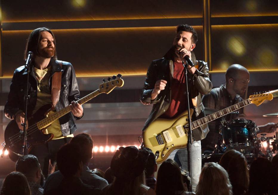 Geoff Sprung, left, and Matthew Ramsey, of Old Dominion, perform "No Such Thing As A Broke ...