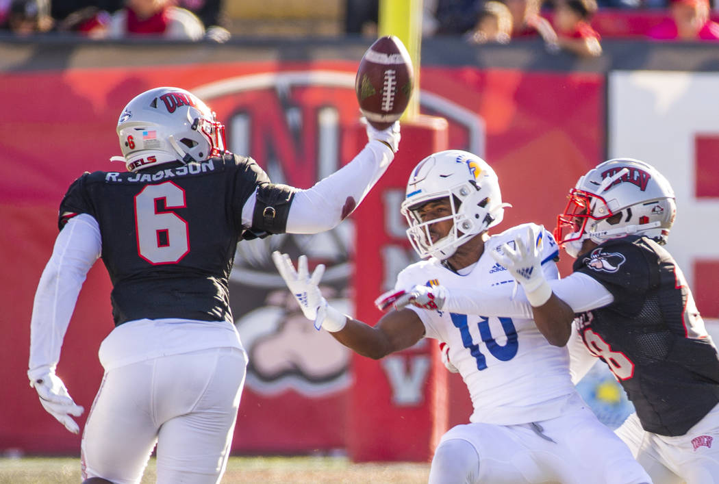 UNLV Rebels linebacker Rayshad Jackson (6) deflects a pass intended for San Jose State Spartans ...