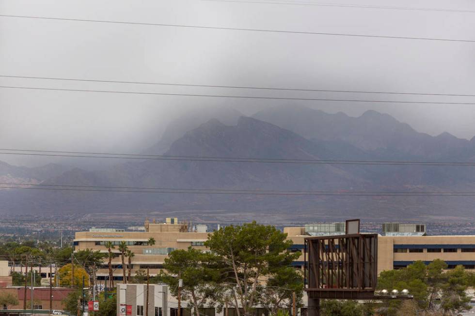 Heavy clouds roll in west Las Vegas toward Summerlin on Wednesday, Nov. 27, 2019. (Elizabeth Br ...