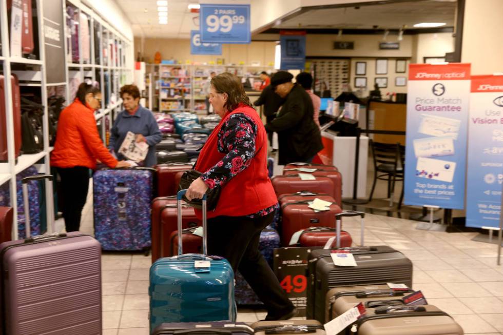 People shop at JCPenny at Meadows Mall in Las Vegas for early Black Friday deals on Thanksgivi ...