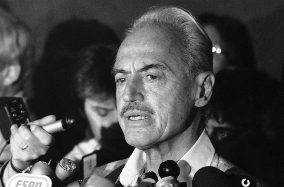 FILE - This July 16, 1981 file photo shows baseball union leader Marvin Miller speaking to repo ...