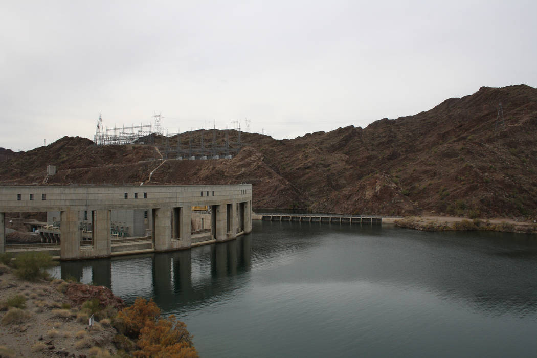 Parker Dam was completed in 1938 and backed up waters creating the 45-mile-long Lake Havasu. (D ...