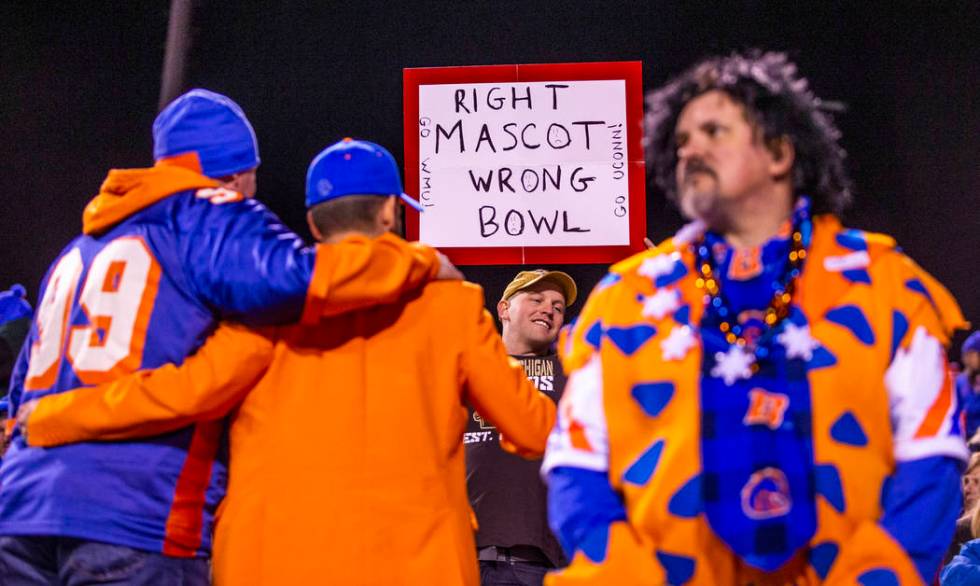 Boise State Broncos fans are not terribly pleased with the punishing loss by Washington Huskies ...