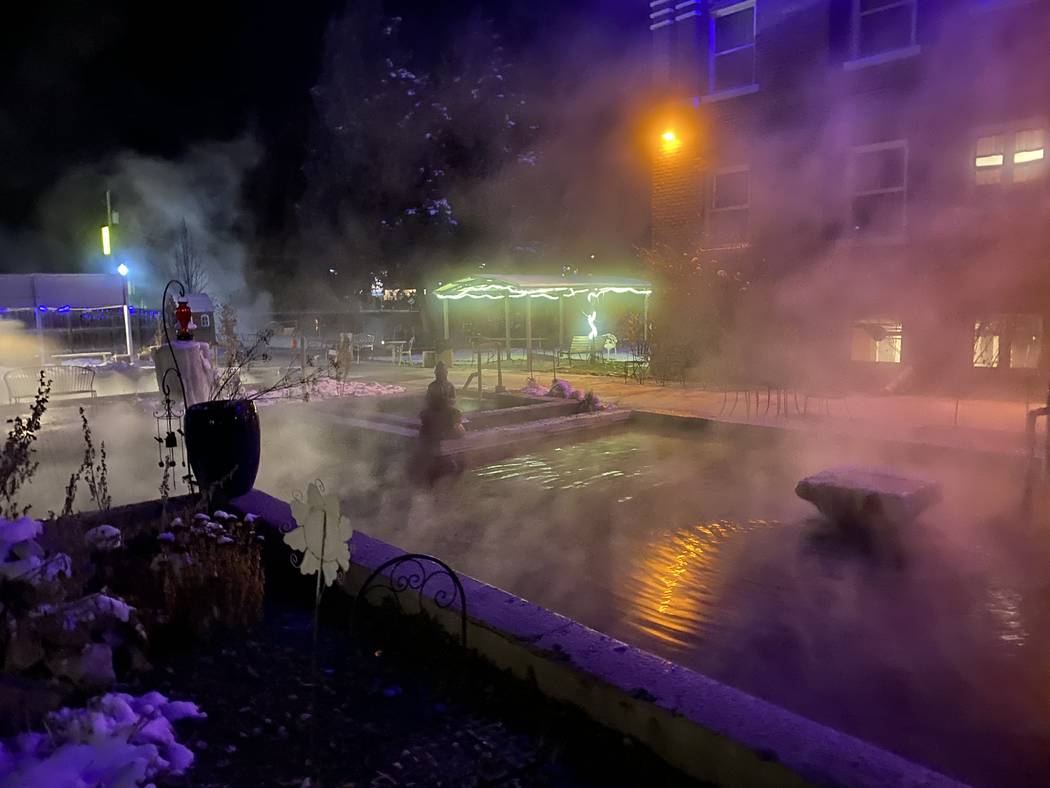 The Aztec Pool at night at Lava Hot Springs Inn. (John Katsilometes/Las Vegas Review-Journal) @ ...