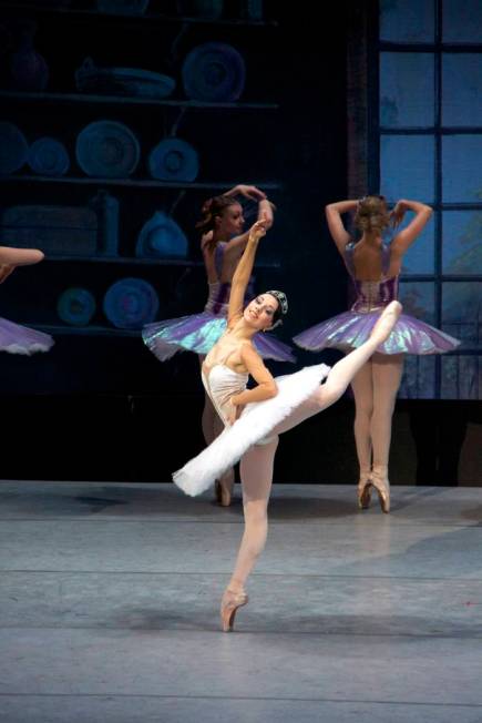 Russian National Ballet "Cinderella" (Alexander Daev)