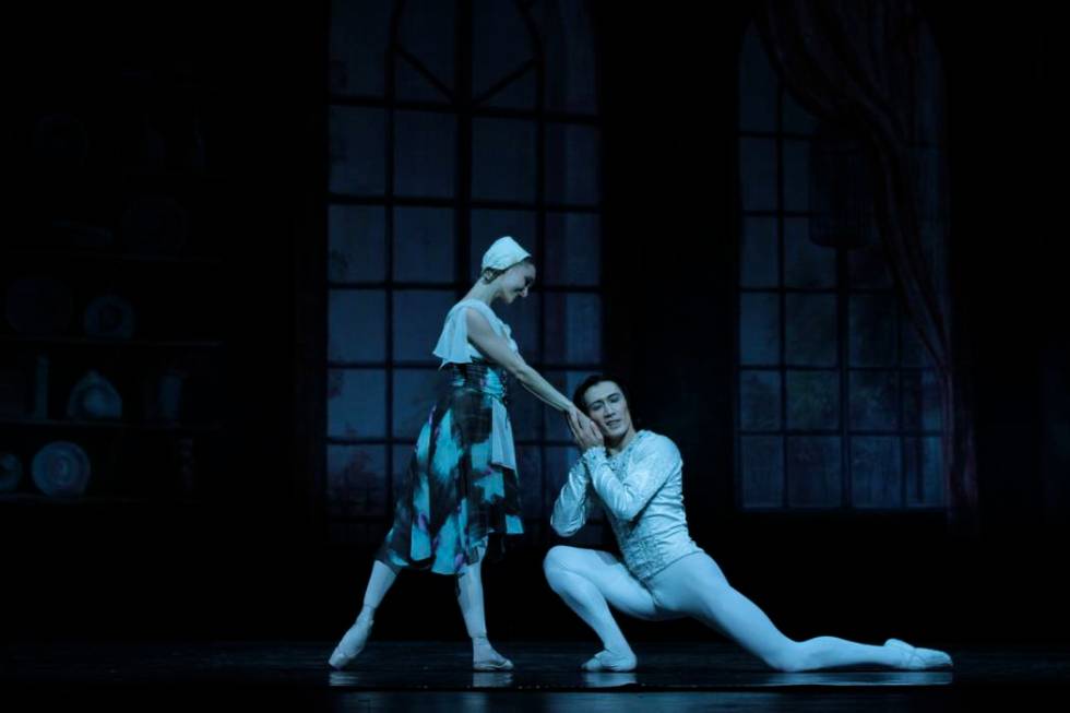 Russian National Ballet "Cinderella" (Alexander Daev)