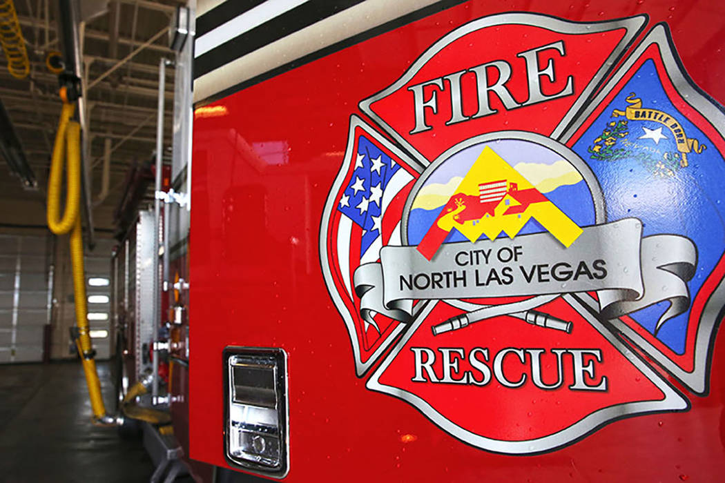A North Las Vegas fire engine. (Benjamin Hager/Las Vegas Review-Journal) @benjaminhphoto