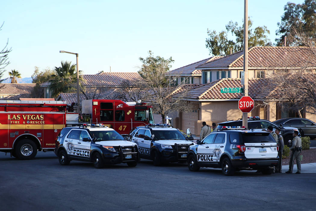 The scene of an investigation by Las Vegas police near Calistoga Springs Court and Winery Ridge ...