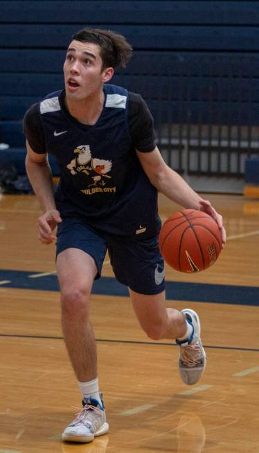 Junior Ethan Speaker (26) runs drills during practice at Boulder City High School on Wednesday, ...