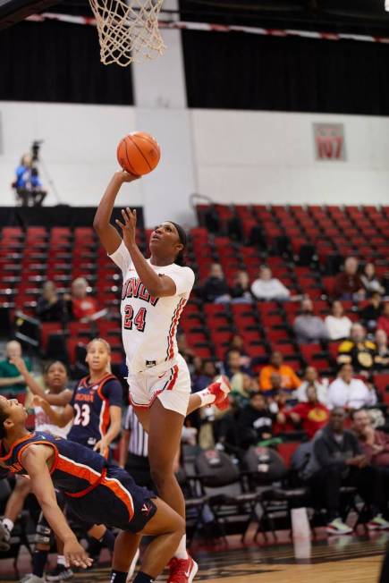 UNLV center Rodjanae Wade plays against Virginia on December 20, 2019 at Cox Pavilion. (UNLV Ph ...