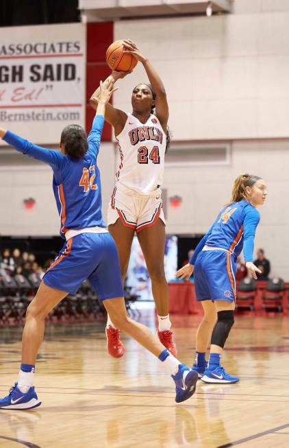 UNLV center Rodjanae Wade shoots against Boise State on January 8, 2020 at Cox Pavilion. (Josh ...