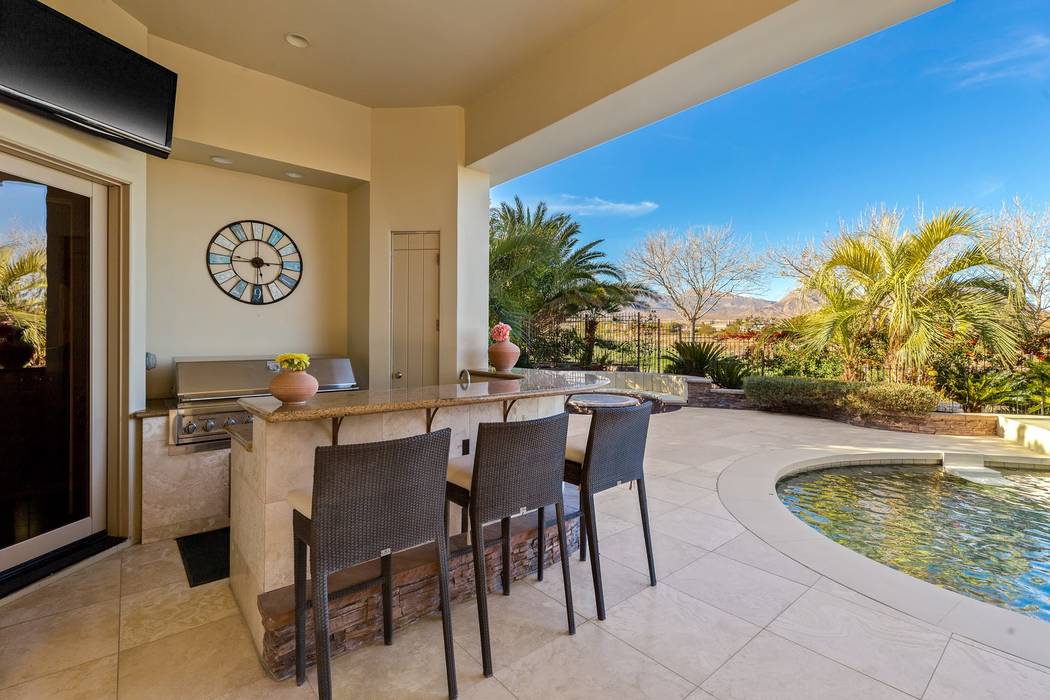 An outdoor bar near the pool. (Ivan Sher Group)