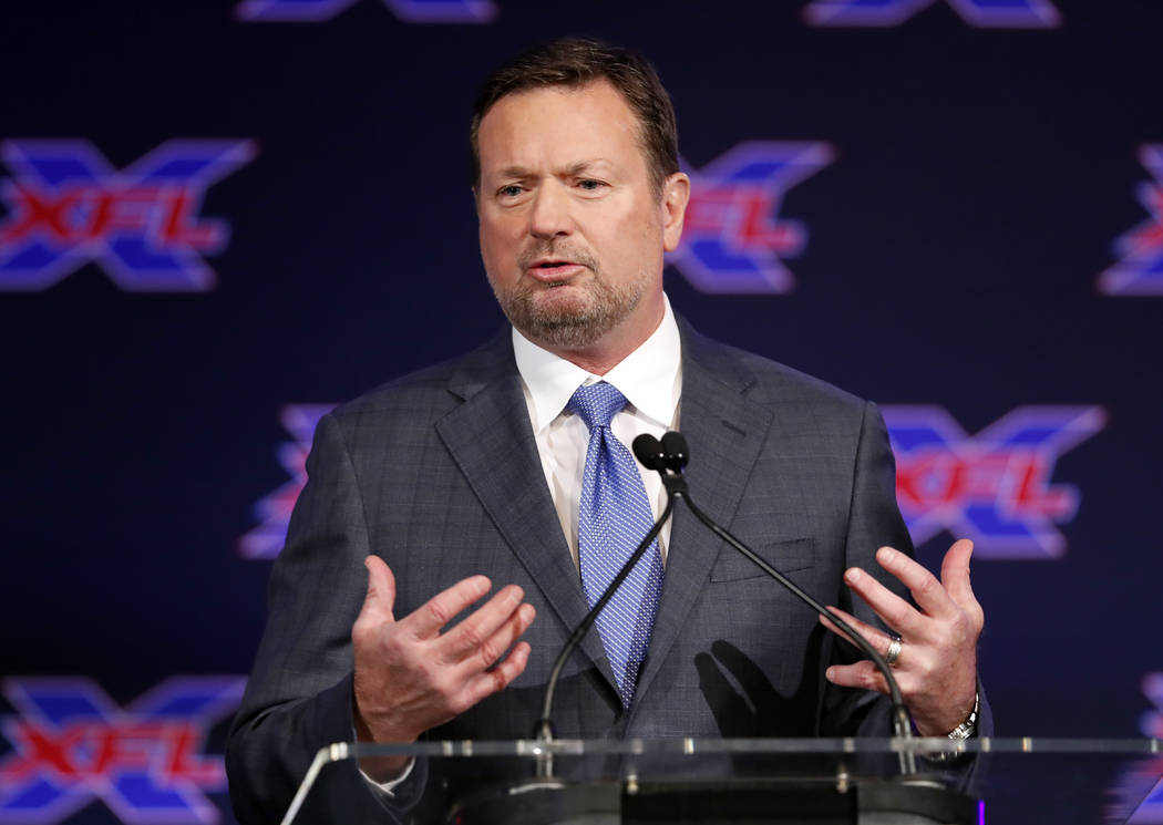 Bob Stoops makes comments after being introduced as the new head coach and general manager of t ...